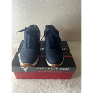 NIB Skechers Street LA cooled Memory Foam Navy Brown Men Shoes Size 9.5