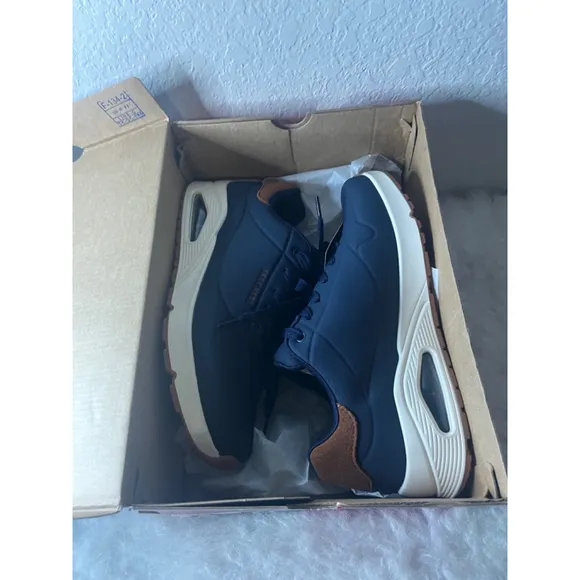 NIB Skechers Street LA cooled Memory Foam Navy Brown Men Shoes Size 9.5