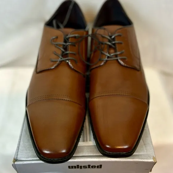 NIB Unlisted Men’s Cognac Brown Lace Up Oxford Dress Shoes / Sz 11
