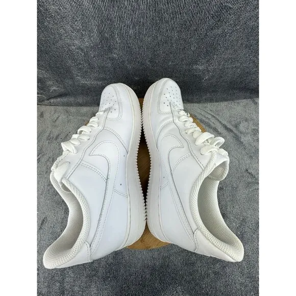 Nike Air Force 1 07 Shoes Mens Size 10 Triple White Basketball Street Sneaker