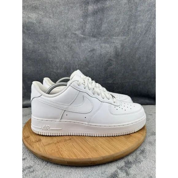 Nike Air Force 1 07 Shoes Mens Size 10.5 Triple White Basketball Street Sneakers