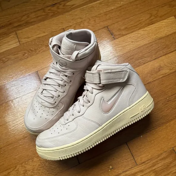 Nike Air Force 1 Mid Retro PRM Silt Red Sail Sneakers