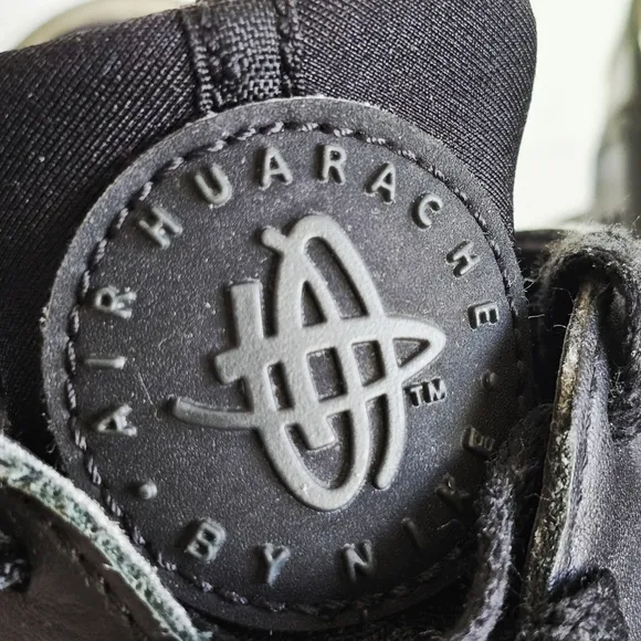 Nike Air Huarache Triple Black - 2021 Release Sneakers Women’s 10 Running Shoes