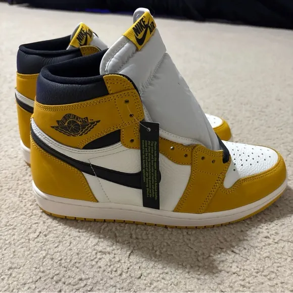 Nike Air Jordan 1 Men’s Size 10 Retro High OG Yellow Ochre DZ5485-701 Sneakers
