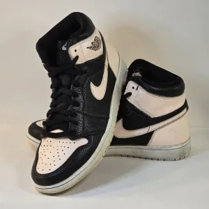 Nike Air Jordan 1 Retro High OG‎ Mens Size 9.5 Basketball Shoes 555088-081