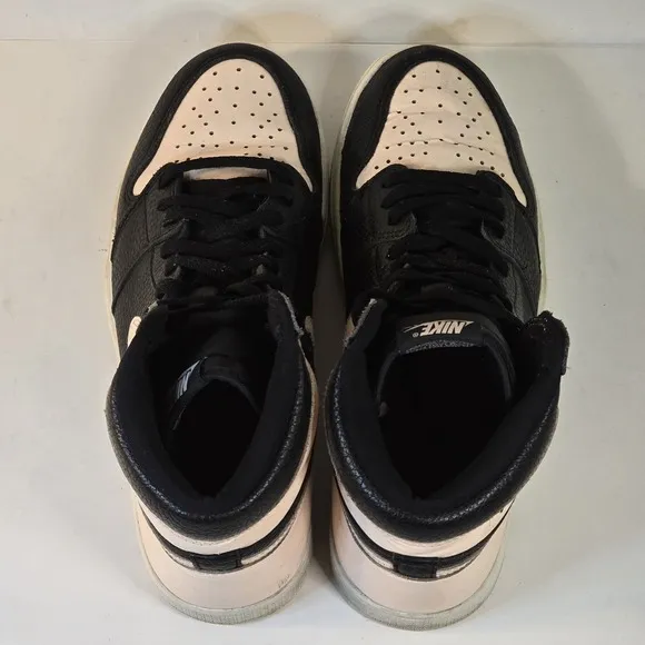 Nike Air Jordan 1 Retro High OG‎ Mens Size 9.5 Basketball Shoes 555088-081