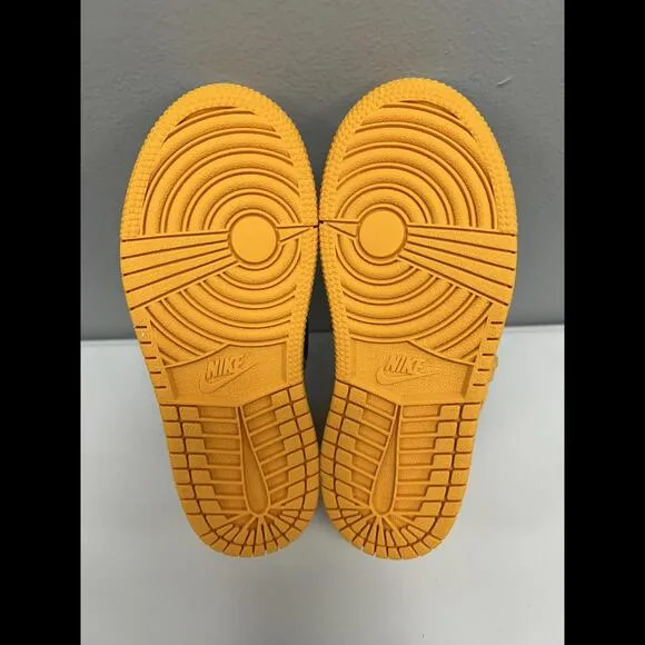 Nike Air Jordan 1 Retro High OG ‘Yellow Toe’