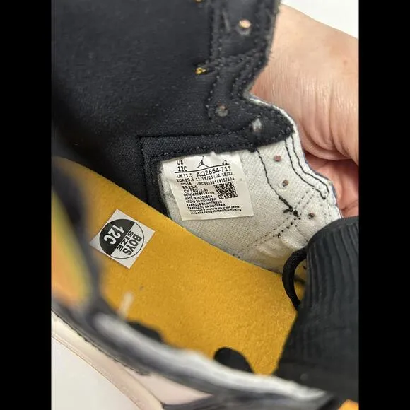 Nike Air Jordan 1 Retro High OG ‘Yellow Toe’