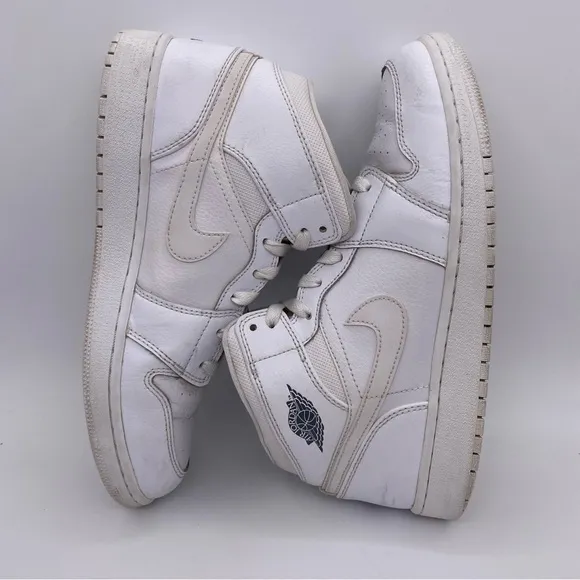 Nike Air Jordan 1 Retro Mid GS 'White Cool Grey' Shoes Sneakers   -   Size:  7Y