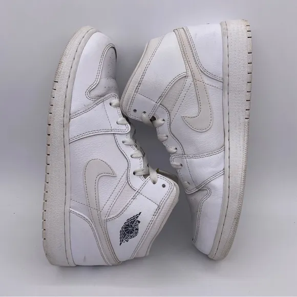 Nike Air Jordan 1 Retro Mid GS 'White Cool Grey' Shoes Sneakers   -   Size:  7Y