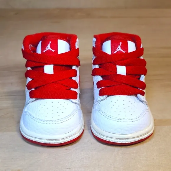 Nike Air Jordan 1 Retro Varsity Red Metallic Toddler Infant 2009 Vintage Shoes