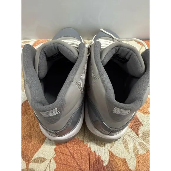 Nike Air Jordan 11 XI Retro GS Size 4.5Y Cool Grey 378038-001 Women's Size 6