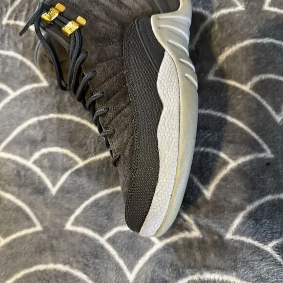 Nike Air Jordan 12 Retro Dark Grey Suede Shoes Sneakers Sz Boys 5Y