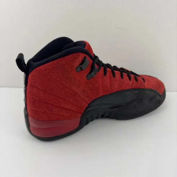 Nike Air Jordan 12 Retro‎ Reverse Flu black and red shoes