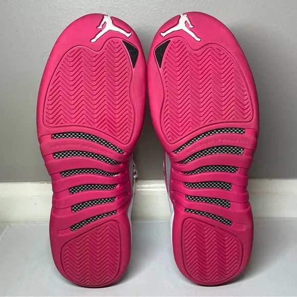 Nike Air Jordan 12 Retro Shoes Dynamic Pink White Size 7Y Hi Sneakers 510815-109