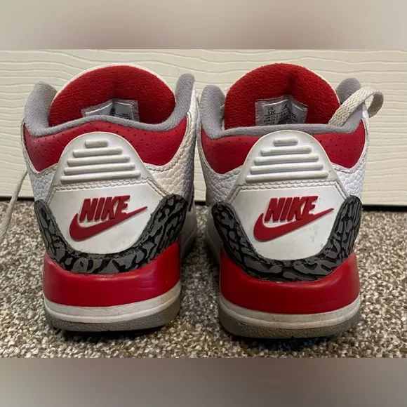 🔥Nike Air Jordan 3 III Retro Fire Red/Wht Cement DM0966-160 Kids Shoes- SZ 12 C