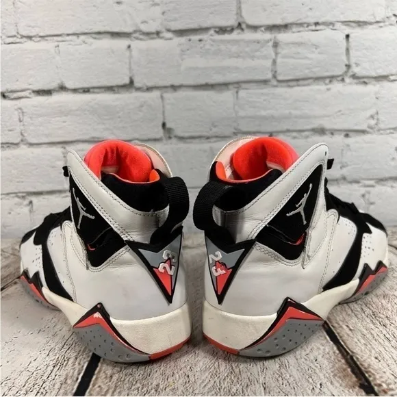 Nike Air Jordan 7 Retro GG &quot;Hot Lava&quot; Sneaker (Mens 8/8Y Women's 9.5)