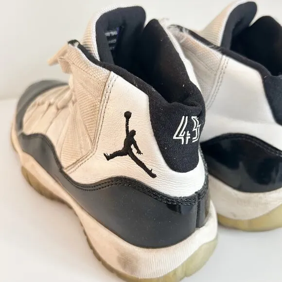 Nike Air Jordan Retro 11 Concord Youth Shoes Black White