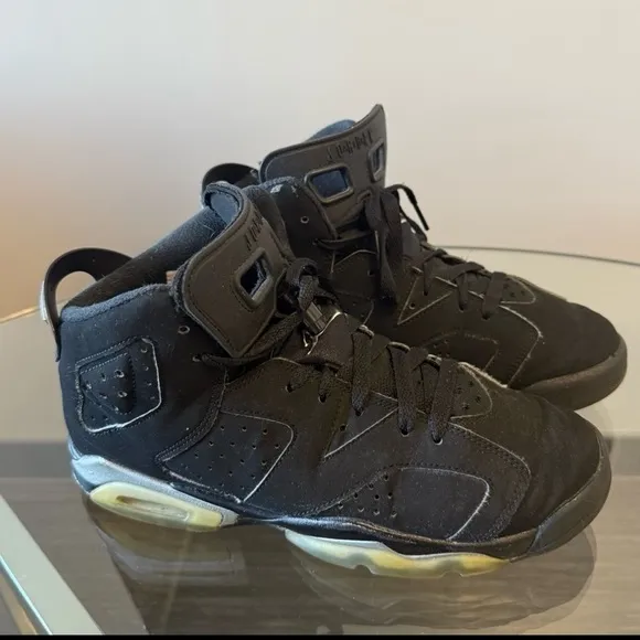 Nike Air Jordan Retro 6 Black GS Metallic DX2835-001 Size 6.5 youth
