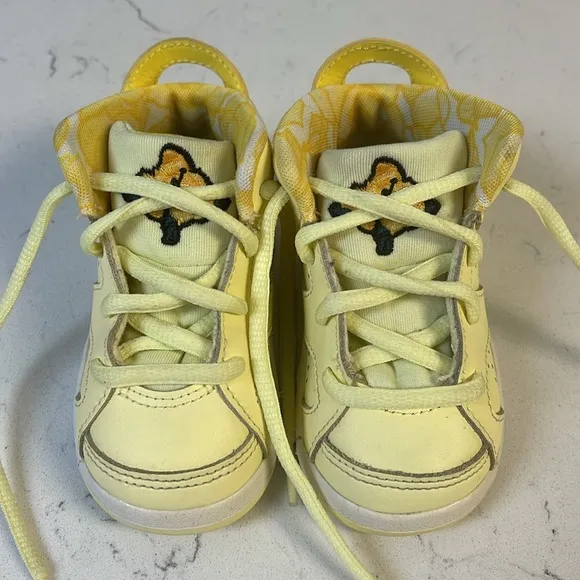 Nike Air Jordan Retro 6 Citron Tint Dynamic Yellow 645127-800 Size 5C Toddler