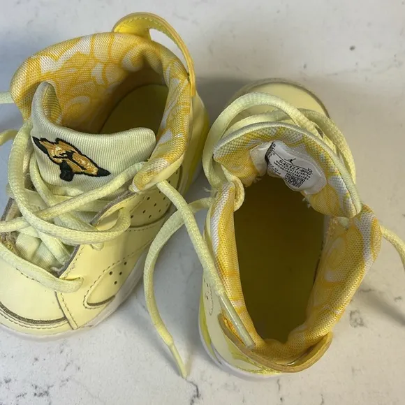 Nike Air Jordan Retro 6 Citron Tint Dynamic Yellow 645127-800 Size 5C Toddler