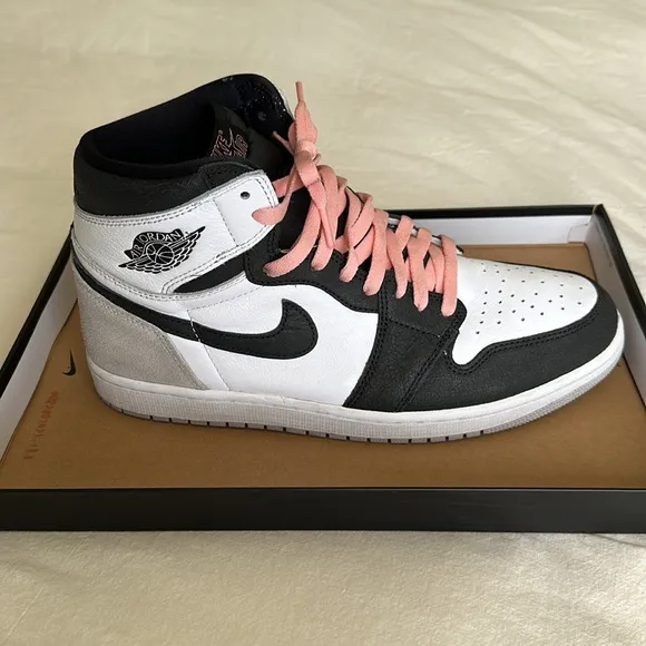 Nike Air Jordan Retro High OG Bleached Coral Shoes
