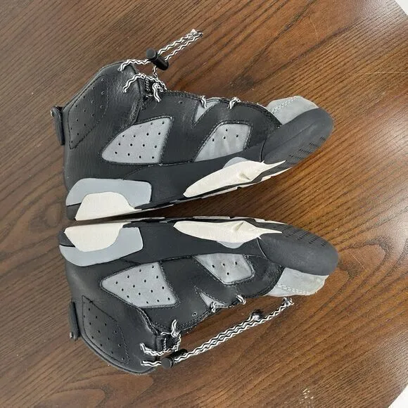 Nike Air Jordan Shoes 6 Retro Youth Boys 1.5 Gray Black  Athletic Sneaker 384666