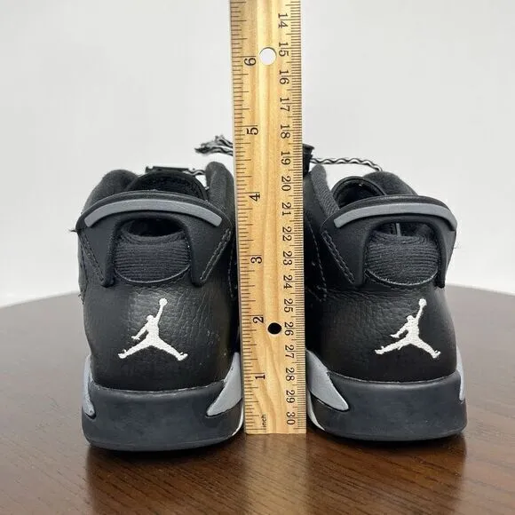 Nike Air Jordan Shoes 6 Retro Youth Boys 1.5 Gray Black  Athletic Sneaker 384666