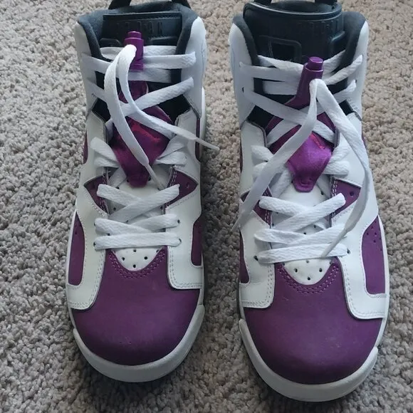 Nike Air Jordan VI 6 Retro White Bright Grape GS 7Y Women’s 8.5