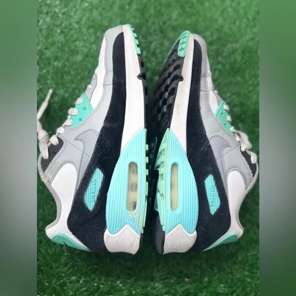 Nike Air Max 90 LTRParticle Grey Teal (GS) Size 7Y