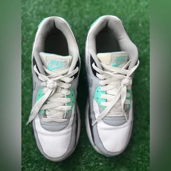 Nike Air Max 90 LTRParticle Grey Teal (GS) Size 7Y