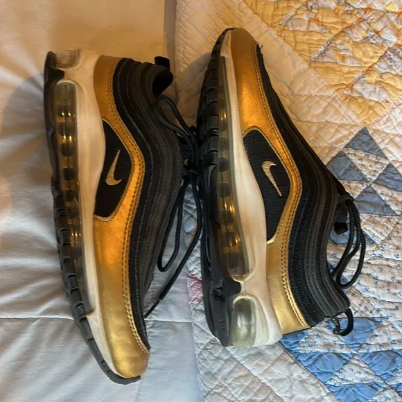 Nike Air Max 97 Black Metallic Gold Tennis Shoes Sneakers
