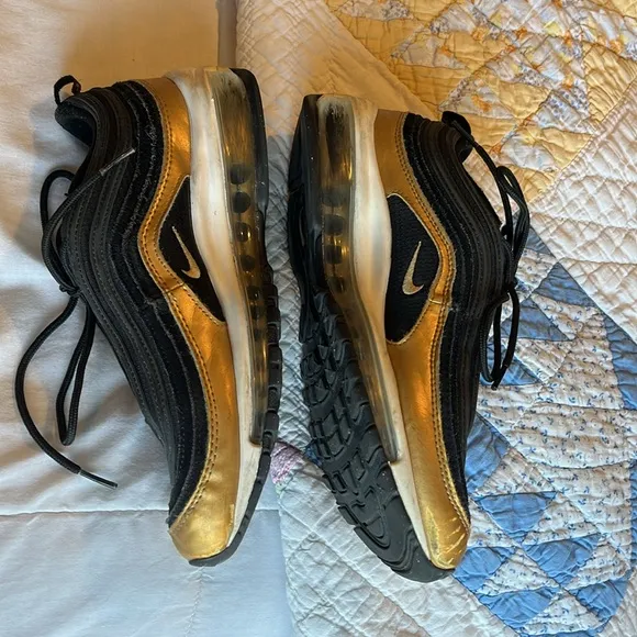 Nike Air Max 97 Black Metallic Gold Tennis Shoes Sneakers