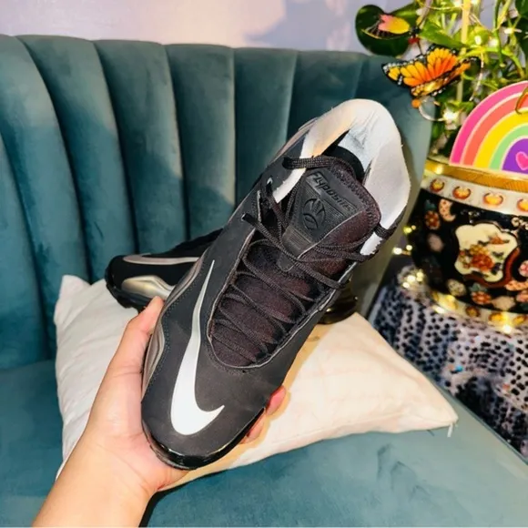 Nike Air Max Flyposite sneakers silver and black