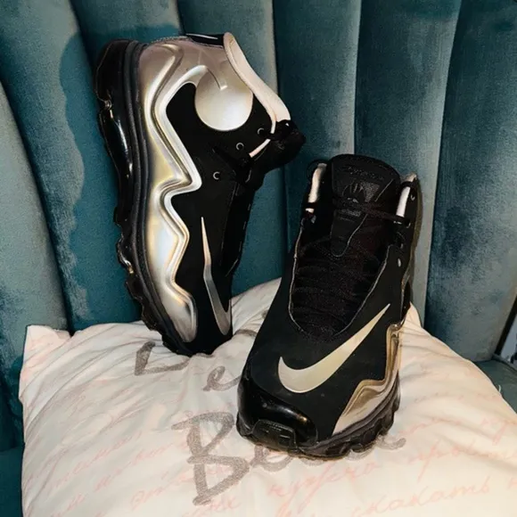 Nike Air Max Flyposite sneakers silver and black