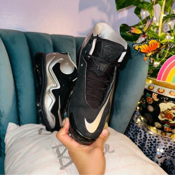 Nike Air Max Flyposite sneakers silver and black
