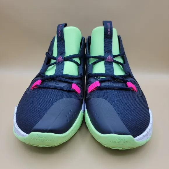 Nike Air Zoom Crossover 2 GS Kid's Shoes Size 5.5 Black White Neon Pink New