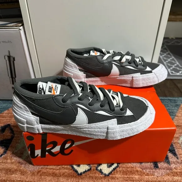 Nike Blazer Low Sacai Dark Grey Brand New Mens 6 Women's 7.5