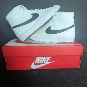 Nike Blazer Mid '77 White and Black High-Top Sneakers Size 7Y GS