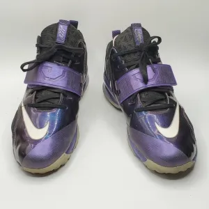 Nike / Calvin Johnson) 2 Galaxy Glow sneakers  6.5 Y