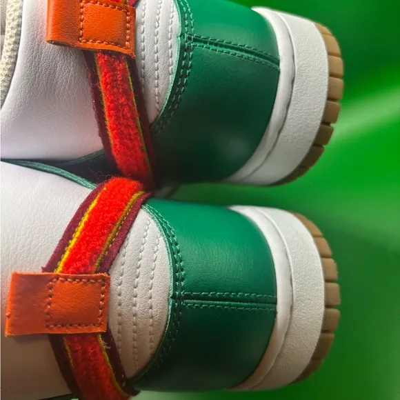 Nike Dunk High Retro University