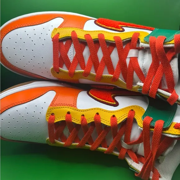 Nike Dunk High Retro University