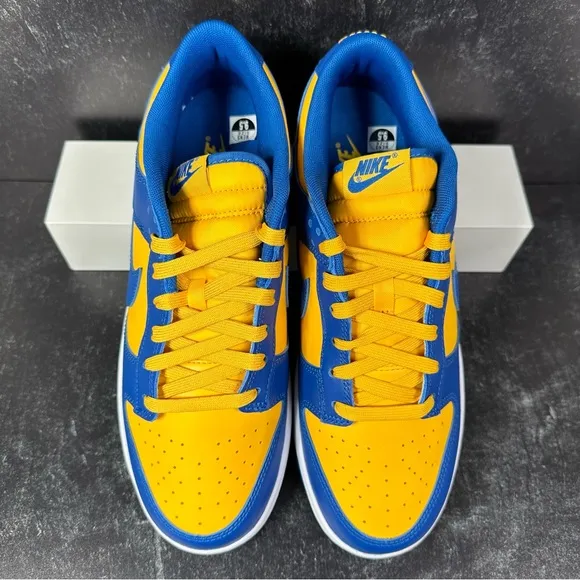 NIKE DUNK LOW RETRO UCLA MENS SHOES SIZE 9.5 BRUINS LOS ANGELES GOLD YELLOW BLUE