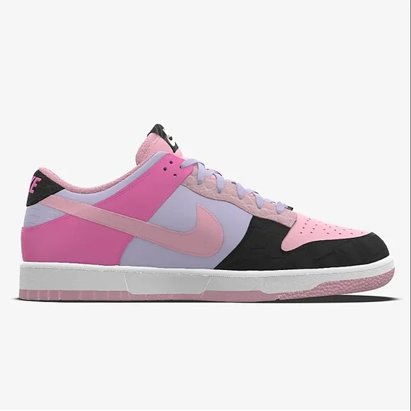 NIKE Dunk Low Size 8.5 Pink Lavender Black