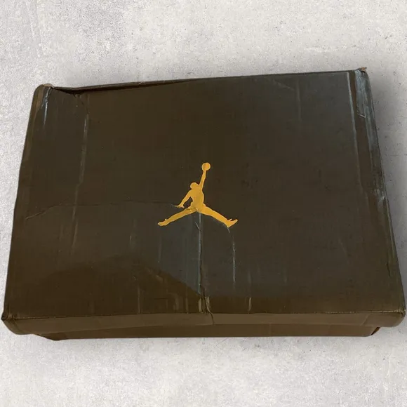 Nike Jordan Air 1 Low Shoes size 11 1/2 Black Lucky Green New in Box