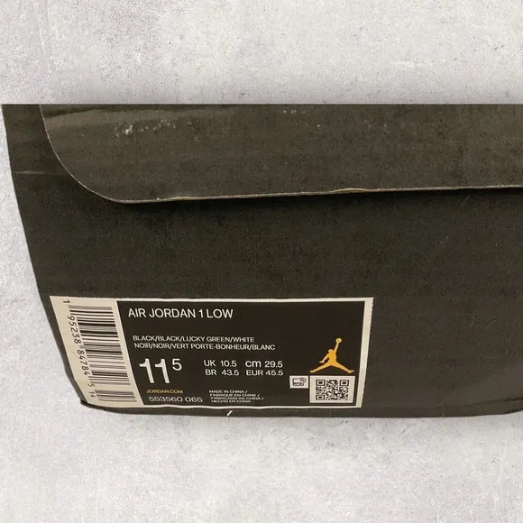 Nike Jordan Air 1 Low Shoes size 11 1/2 Black Lucky Green New in Box