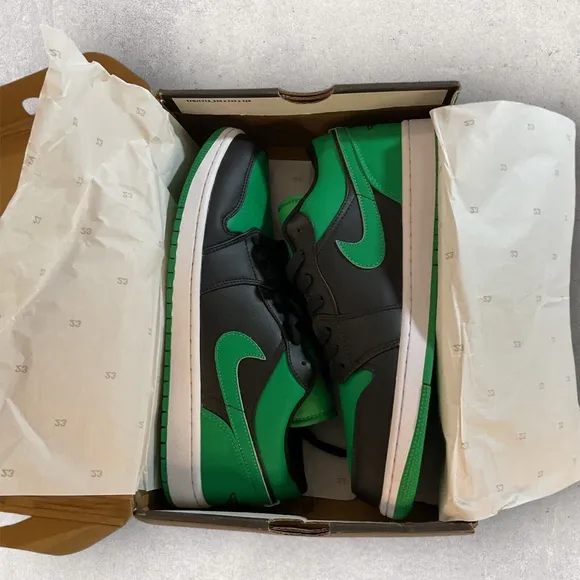 Nike Jordan Air 1 Low Shoes size 11 1/2 Black Lucky Green New in Box