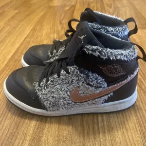 Nike Jordan Retro 1 Furry Rug‎ Rose Gold Toddler Shoes 10C Sneakers 705324-022
