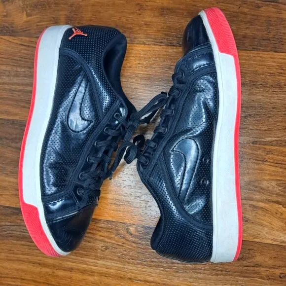 NIKE Jordan Sky High Retro Black Red Lace Up Sneakers Size 6Y Unisex