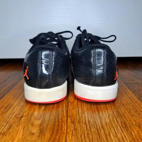 NIKE Jordan Sky High Retro Black Red Lace Up Sneakers Size 6Y Unisex